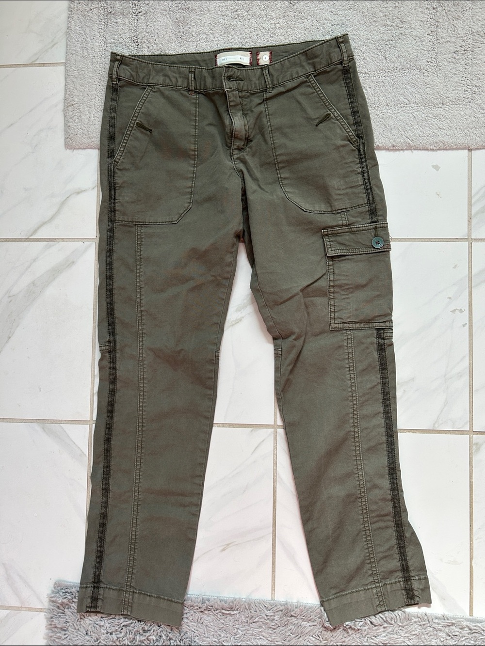 Olive Cargo Pants with Side Pocket